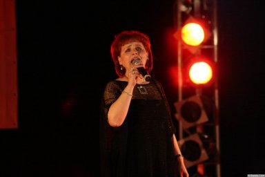 Ляля Рублёва 13 декабря 2008 года на фестивале Хорошая песня 5