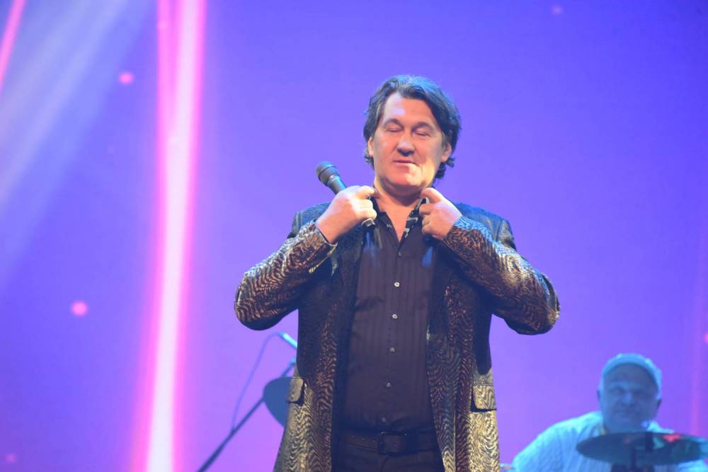 Владимир Черняков поёт на фестивале памяти Аркадия Северного 2018