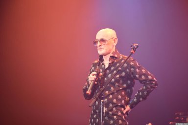 Григорий Заречный на концерте Новое и лучшее 30 ноября 2015 года на сцене