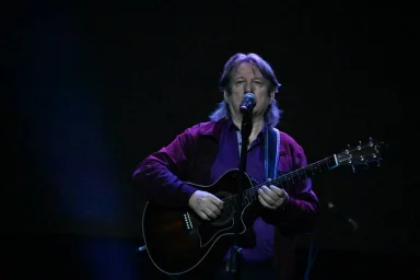 Выступление Юрия Лозы на фестивале в Петербурге