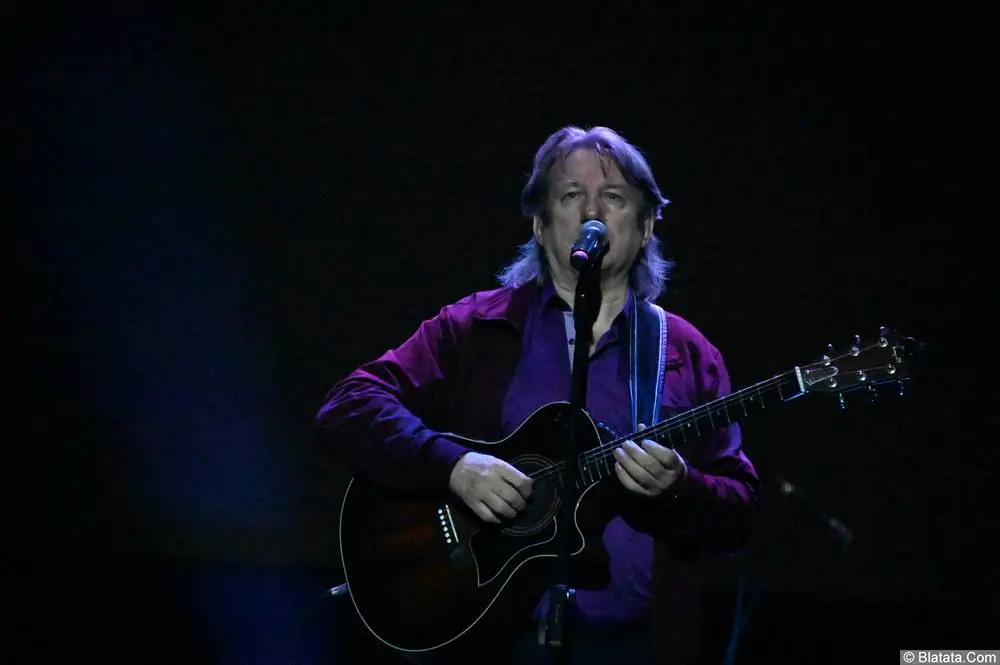 Выступление Юрия Лозы на фестивале в Петербурге