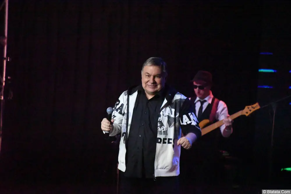 Михаил Шелег на сцене