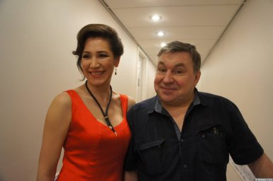 Михаил Шелег и с певицей на XX-м фестивале памяти Аркадия Северного