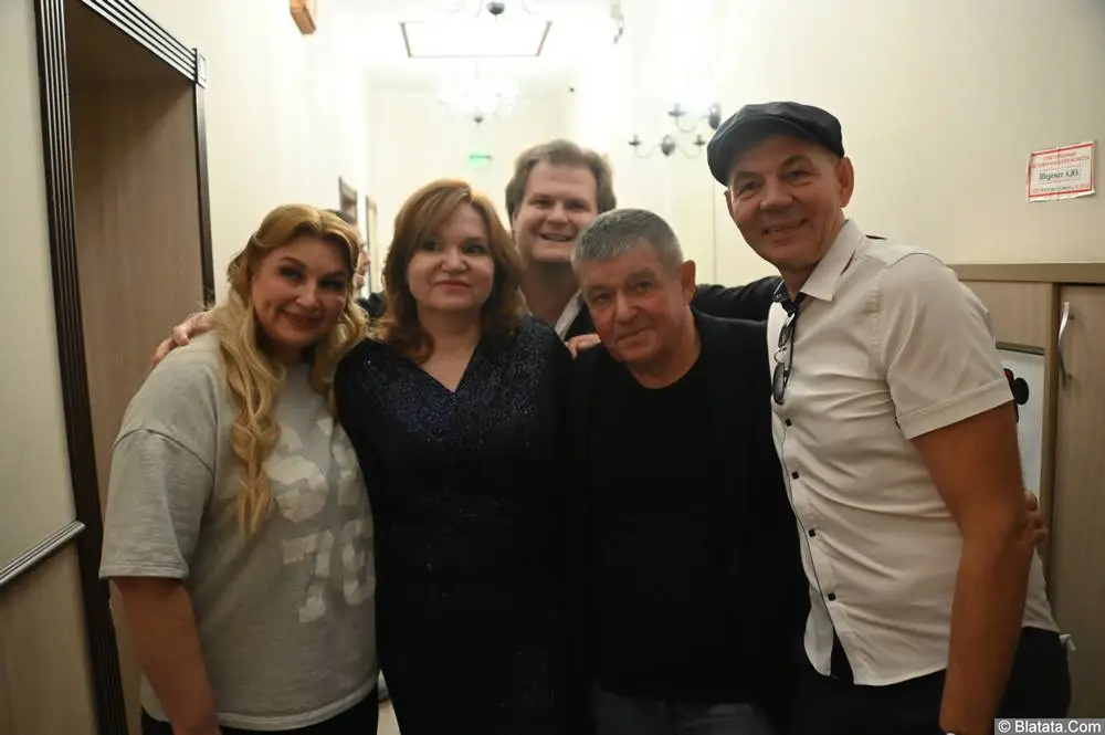 Олег Магадан в момент отдыха между выступлениями