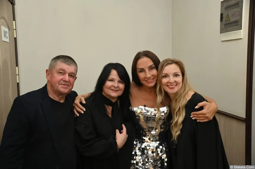 Евгений Любимцев покидает кулисы фестиваля в Санкт-Петербурге