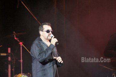 Концерт группы "Бутырка" в Калининграде. Владимир Ждамиров на сцене 4