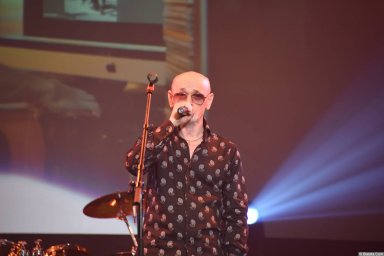 Григорий Заречный поёт на концерте Новое и лучшее 30 ноября 2015 года