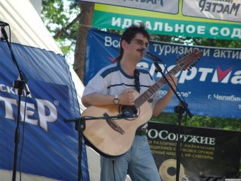 Виктор Третьяков на сцене Ильменки 2006