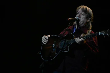 Портрет Юрия Лозы | Фестиваль в Санкт-Петербурге 2025