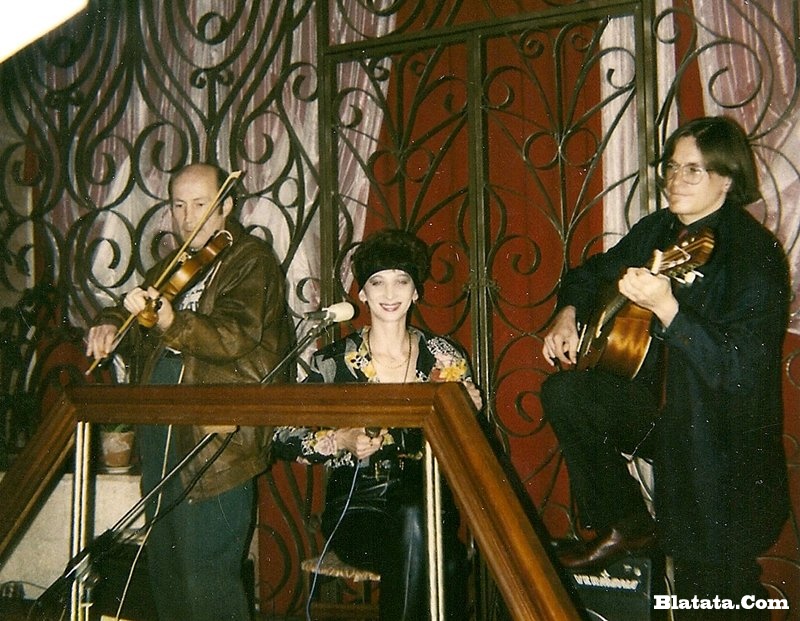 Ирина Эла Акого в Крыму в 1993 году