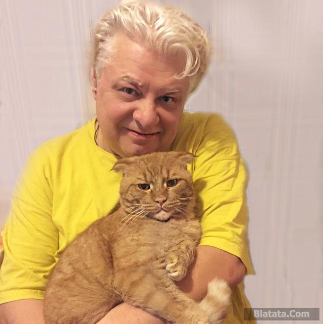 Владимир Хозяенко с котом